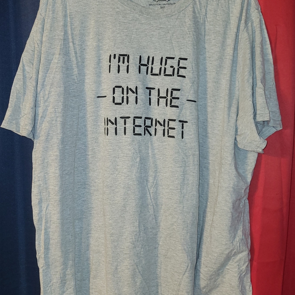 Social Media 3xl t-shirt, I'm Huge on the Internet, gray and black